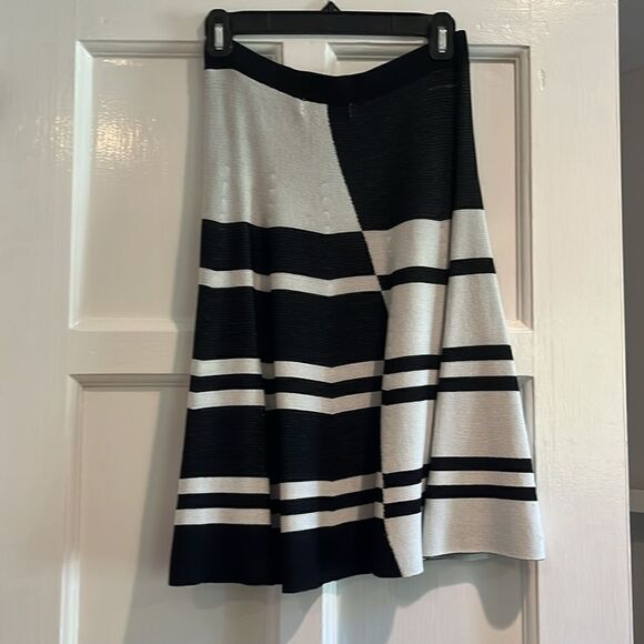 Catherine Maladrino black and white skirt - Picture 2 of 3